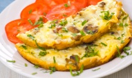Krem z pomidorów z jogurtem naturalnym