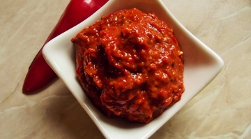 Bałkańska pasta paprykowa