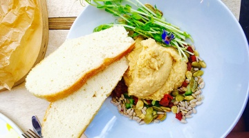 Hummus z kaszą jaglaną i słodkimi ziemniakami